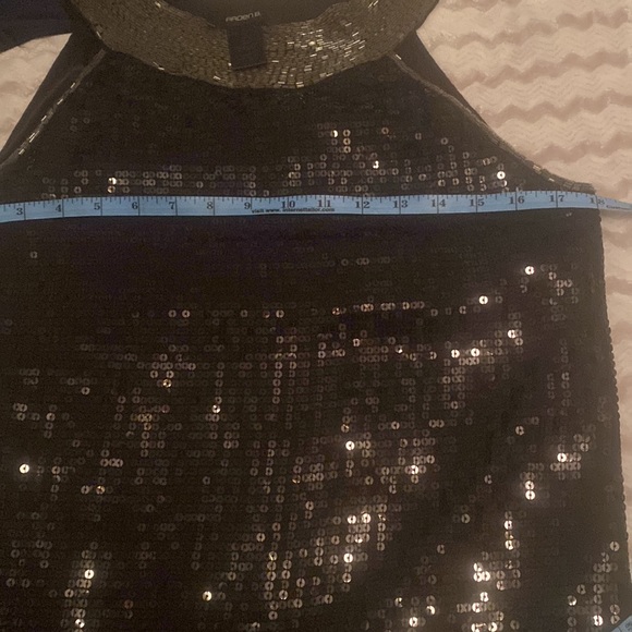 Arden B. sequined black dress. Shell is 100% silk. Size M Some sequins missing. - Picture 7 of 9